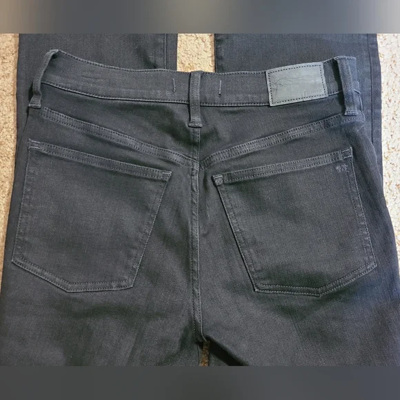 NWOT Madewell Mid-Rise Kick Out Jean - Picture 6 of 10